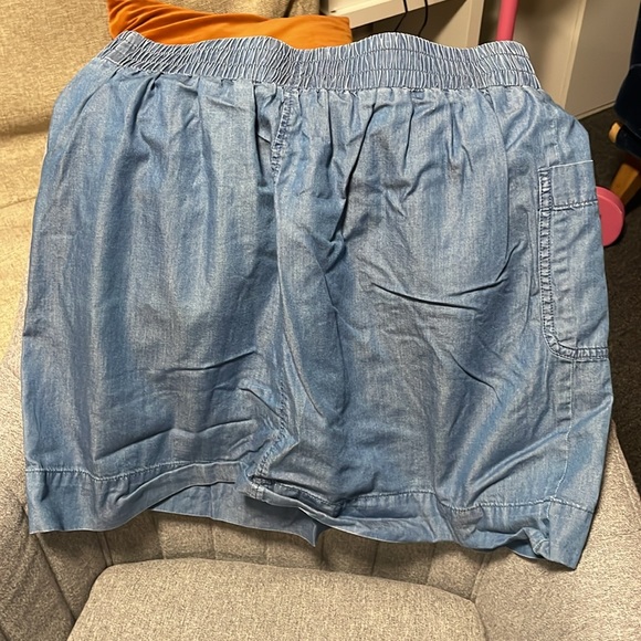 Chambray skirt - J. Crew - Picture 2 of 3